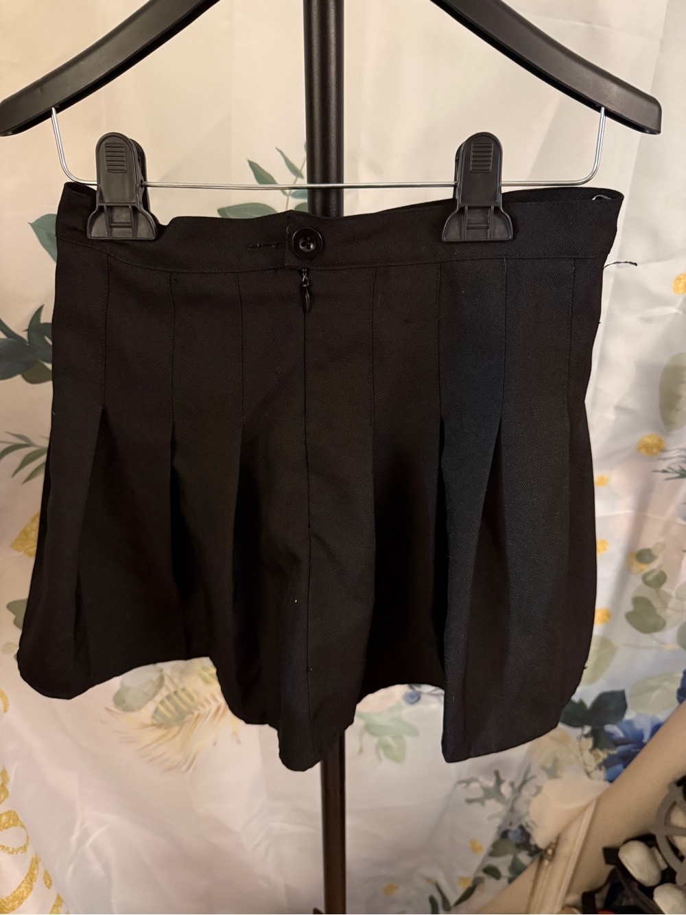 Fashion&Style Black Pleated Mini Skirt